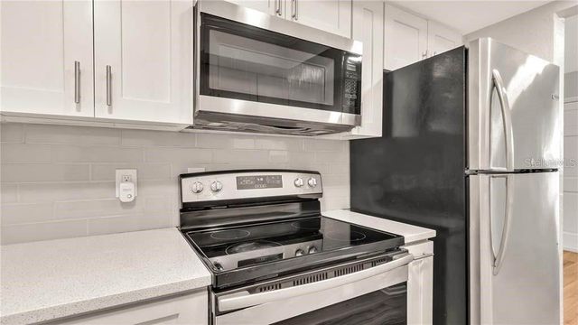 5900 22nd Ave N 5900 22ND AVE N UNIT 1 1, St Petersburg, FL 33710