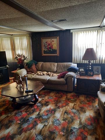 7912 W 73rd Street, Bridgeview, IL 60455