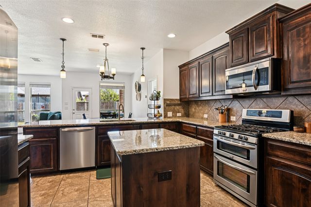 2540 Grey Kingbird Trail, Fort Worth, TX 76244