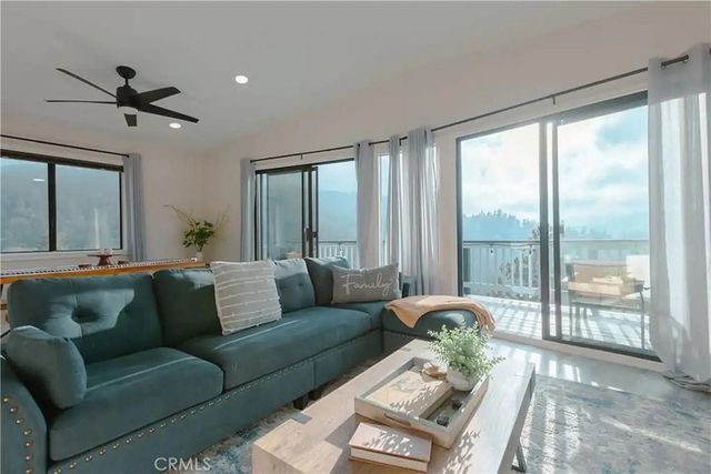 805 Berne Drive, Crestline, CA 92325