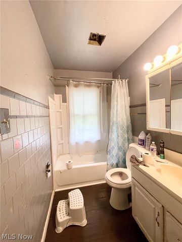 3187 Orchard, Warren, OH 44484