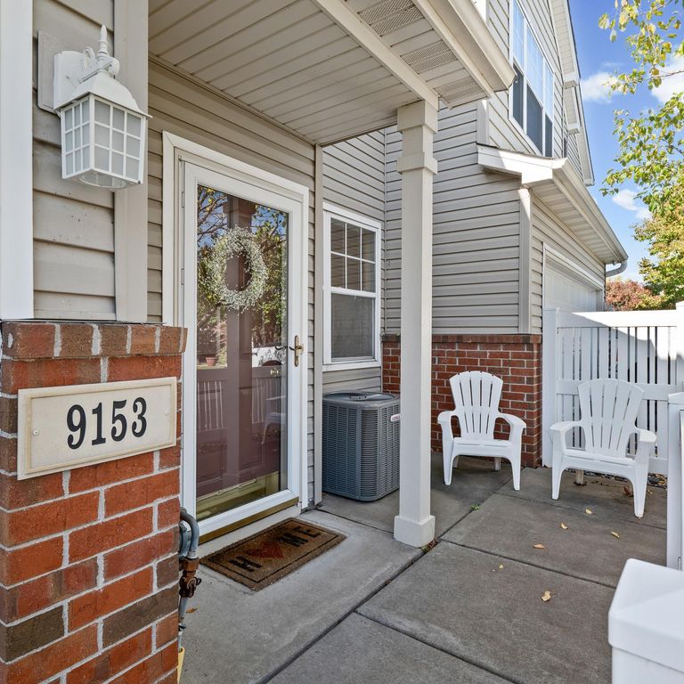 9153 Holly Lane N, Maple Grove, MN 55311 — photo 2