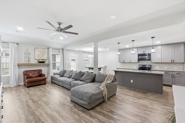 1212 Mount Olive Lane, Forney, TX 75126