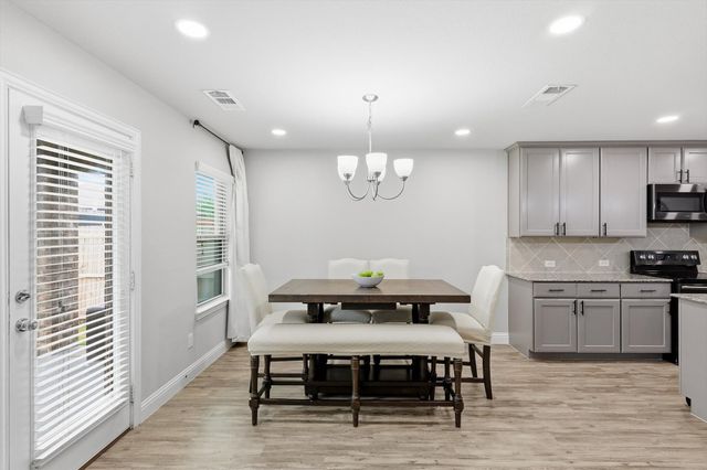 1212 Mount Olive Lane, Forney, TX 75126