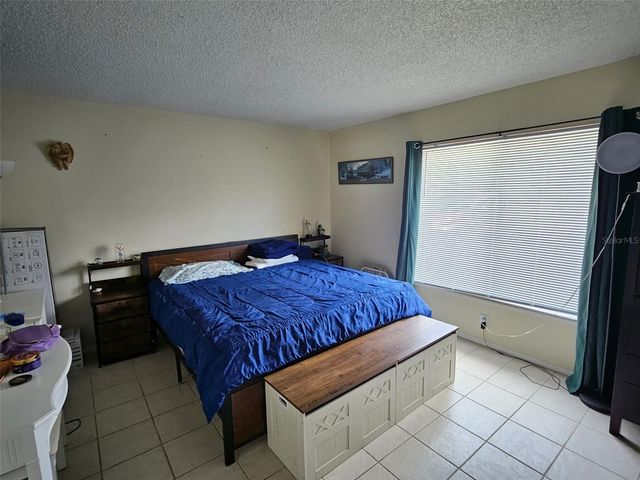 2613 PINE LAKE TER B, Sarasota, FL 34237