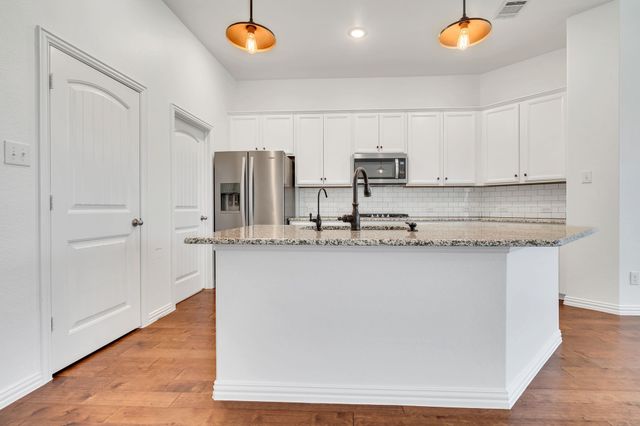 1516 Eagleton Lane, Northlake, TX 76226