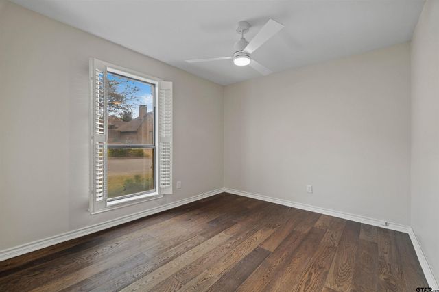 842 Ashford Ct, Tyler, TX 75703