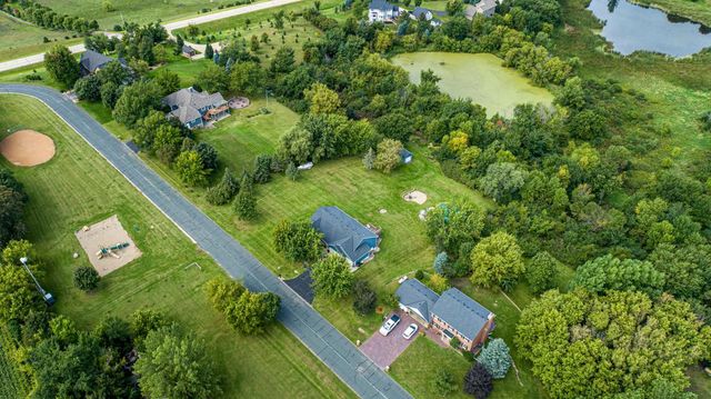 412 Singing Hills Drive SE, Lonsdale, MN 55046