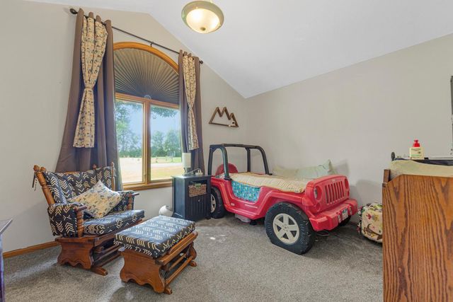 412 Singing Hills Drive SE, Lonsdale, MN 55046