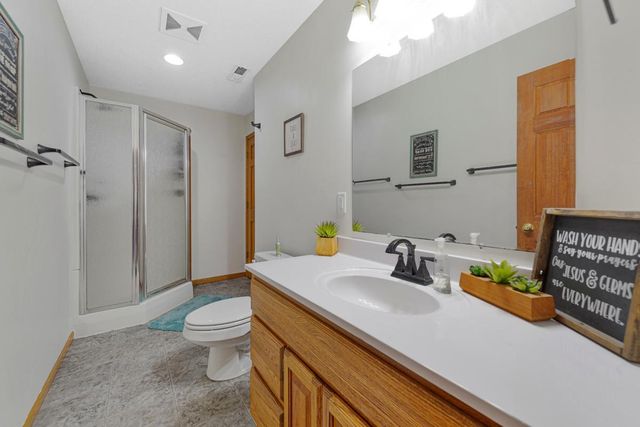 412 Singing Hills Drive SE, Lonsdale, MN 55046