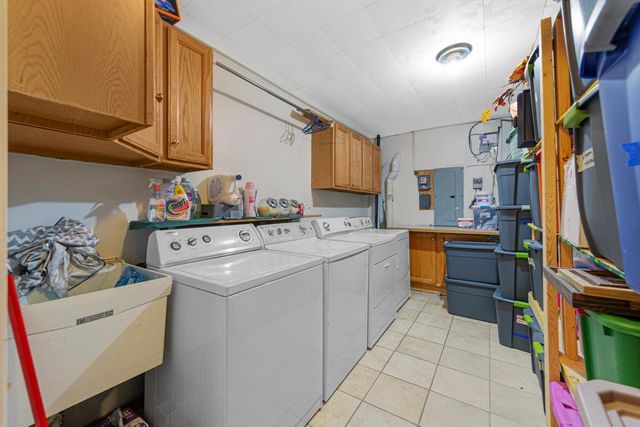 412 Singing Hills Drive SE, Lonsdale, MN 55046