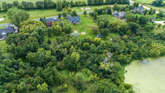 412 Singing Hills Drive SE, Lonsdale, MN 55046