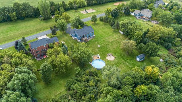 412 Singing Hills Drive SE, Lonsdale, MN 55046