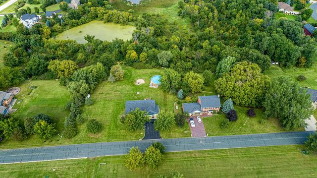 412 Singing Hills Drive SE, Lonsdale, MN 55046