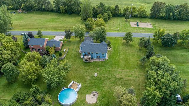 412 Singing Hills Drive SE, Lonsdale, MN 55046