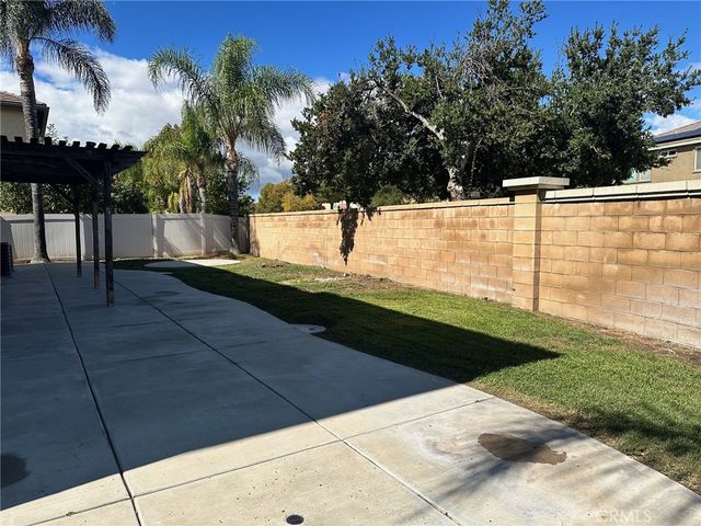 33564 Blue Water Way, Temecula, CA 92592