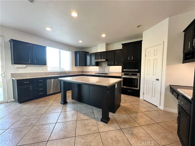 33564 Blue Water Way, Temecula, CA 92592