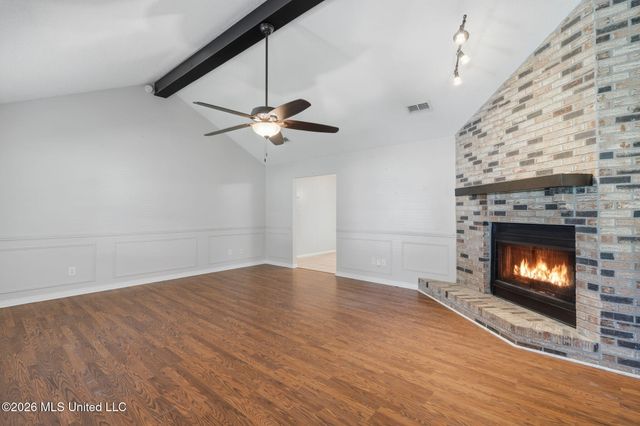 122 Booth Circle, Ocean Springs, MS 39564