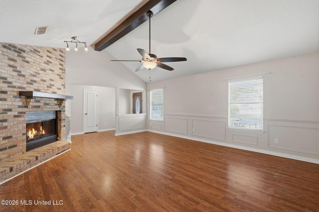 122 Booth Circle, Ocean Springs, MS 39564