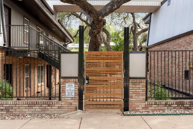 2020 S Congress Ave 2114, Austin, TX 78704