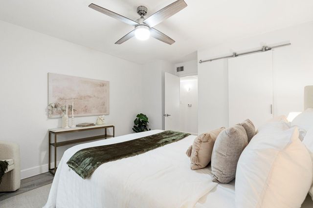 2020 S Congress Ave 2114, Austin, TX 78704