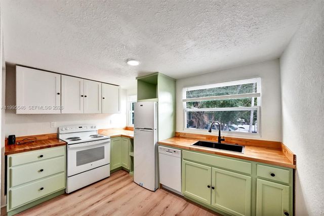 1411 SW 3rd st 2, Miami, FL 33135