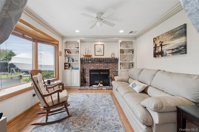 128 Crystal Beach Boulevard, Moriches, NY 11955