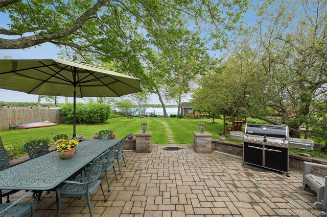 128 Crystal Beach Boulevard, Moriches, NY 11955