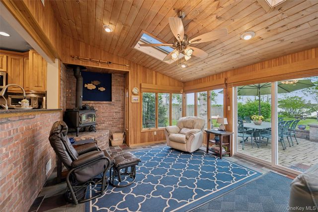 128 Crystal Beach Boulevard, Moriches, NY 11955