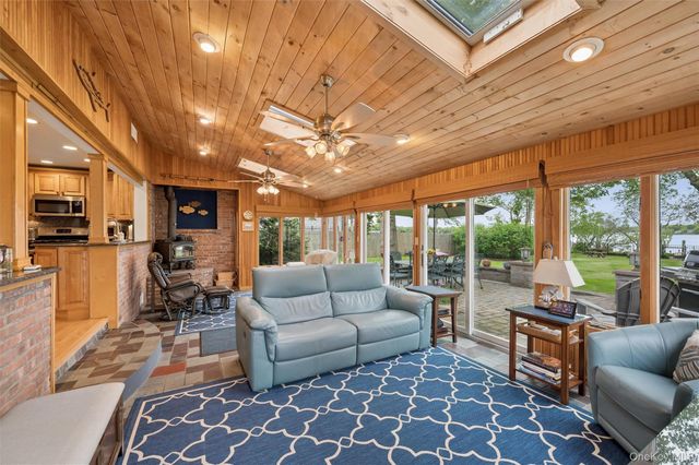 128 Crystal Beach Boulevard, Moriches, NY 11955