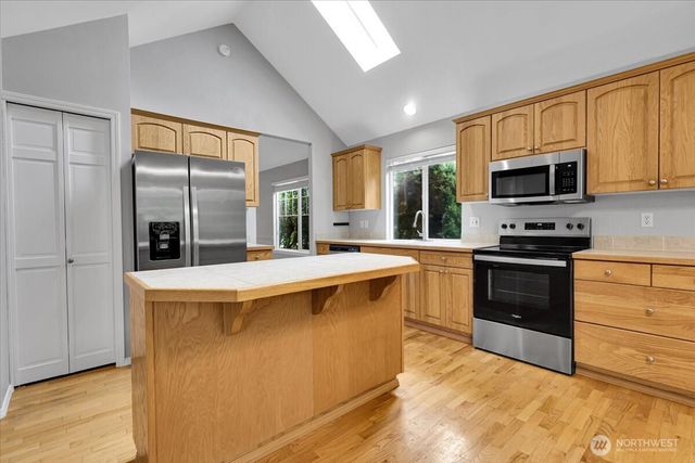 9214 181st Avenue E, Bonney Lake, WA 98391