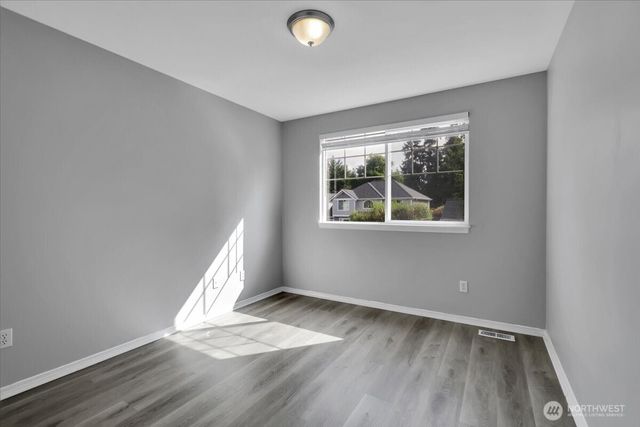 9214 181st Avenue E, Bonney Lake, WA 98391