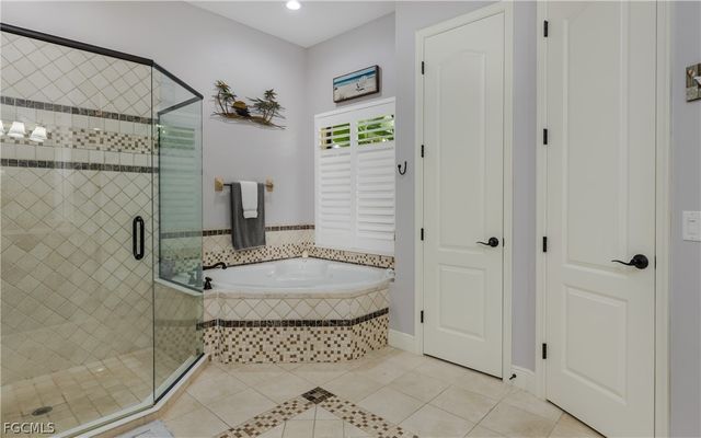 16001 Herons View DR, Alva, FL 33920