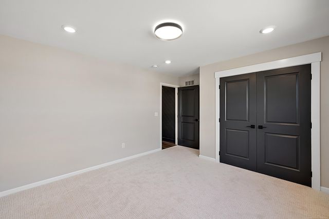 4140 Blossom Drive, Sterling Heights, MI 48314