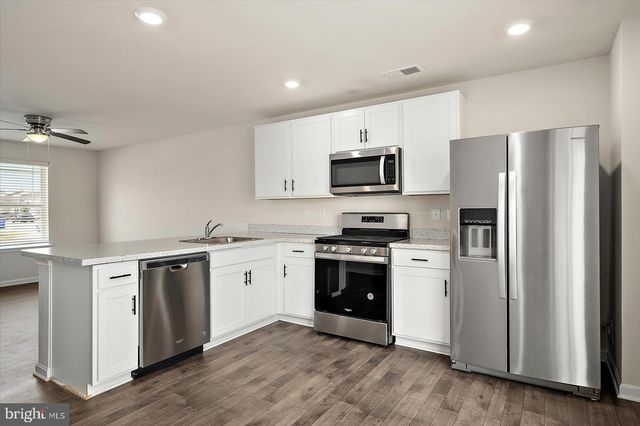 3 ORCHARD RD, Seaford, DE 19973