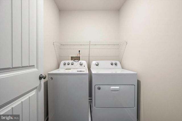 3 ORCHARD RD, Seaford, DE 19973