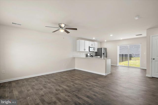 3 ORCHARD RD, Seaford, DE 19973