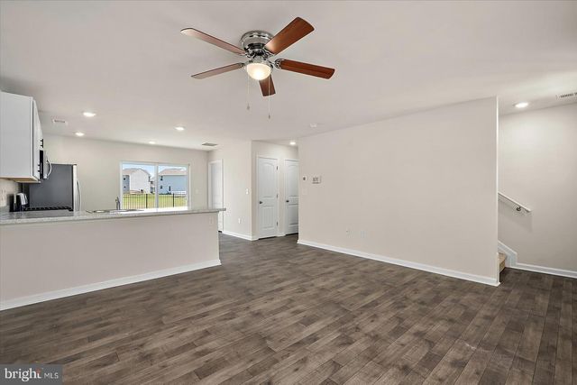 3 ORCHARD RD, Seaford, DE 19973