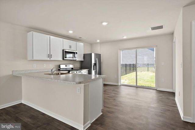 3 ORCHARD RD, Seaford, DE 19973