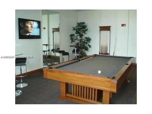 1060 Brickell Ave 2305, Miami, FL 33131