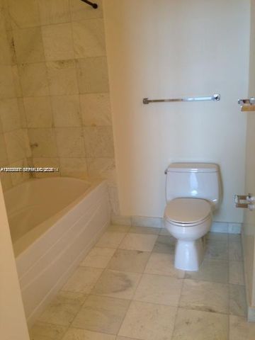 1060 Brickell Ave 2305, Miami, FL 33131