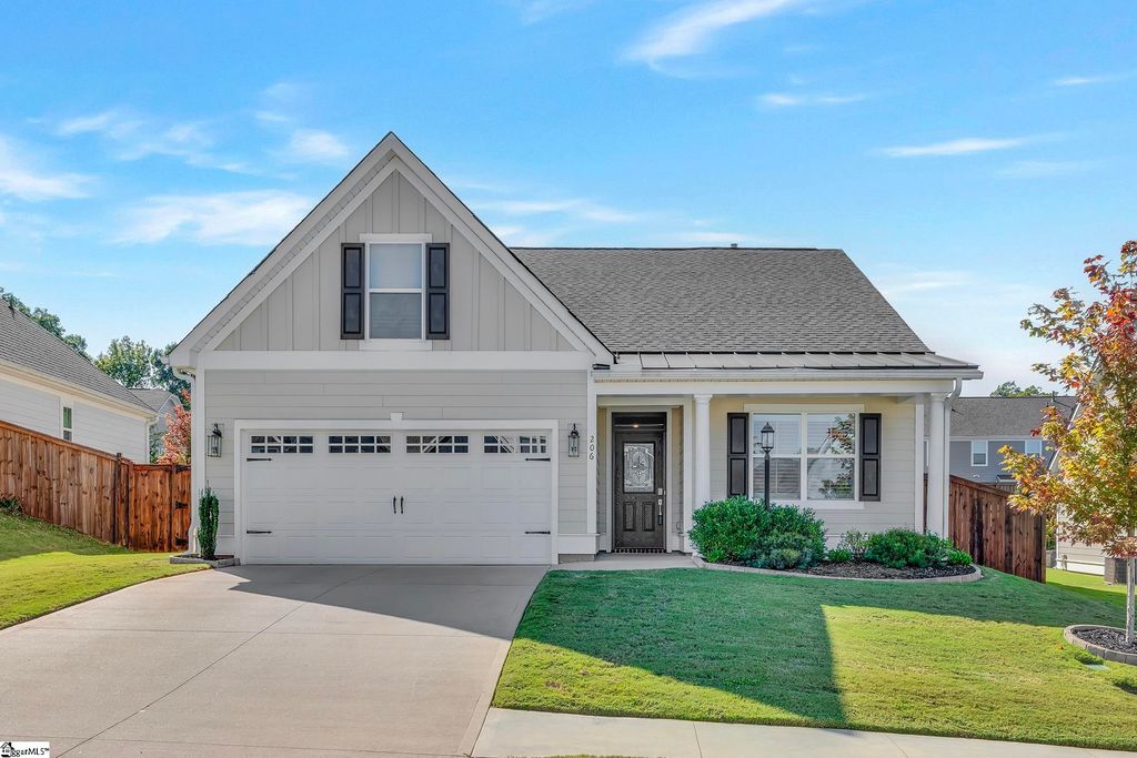 206 Lincoln Hill Road, Taylors, SC 29687
