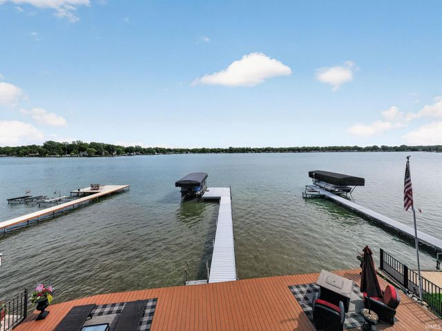25928 N Shore Drive, Elkhart, IN 46514