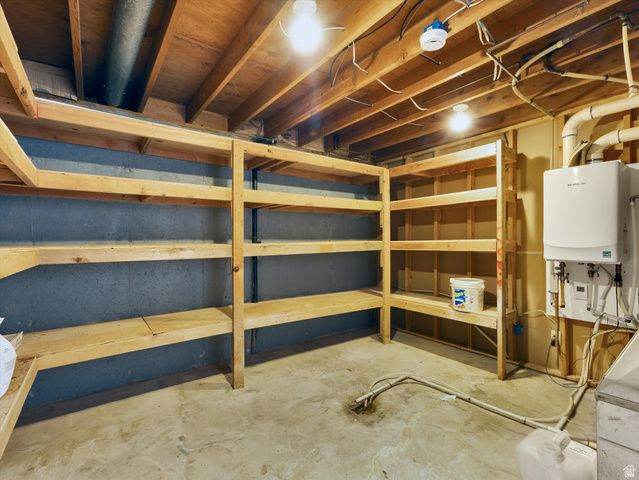 9633 S ANNALYN DR, Sandy, UT 84070