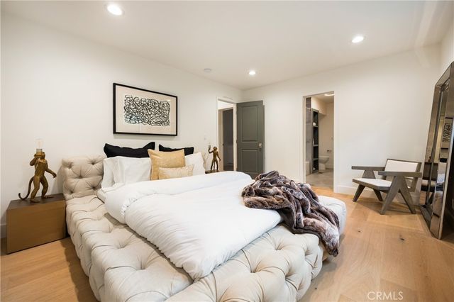 4234 Alhama Drive, Woodland Hills, CA 91364