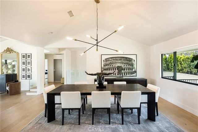 4234 Alhama Drive, Woodland Hills, CA 91364