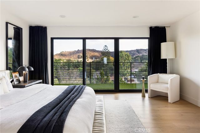 4234 Alhama Drive, Woodland Hills, CA 91364