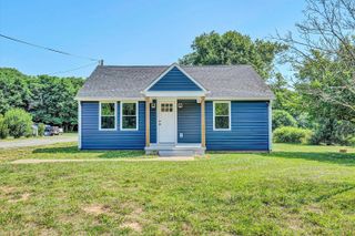 1021 Bowman LN, Bedford, VA 24523