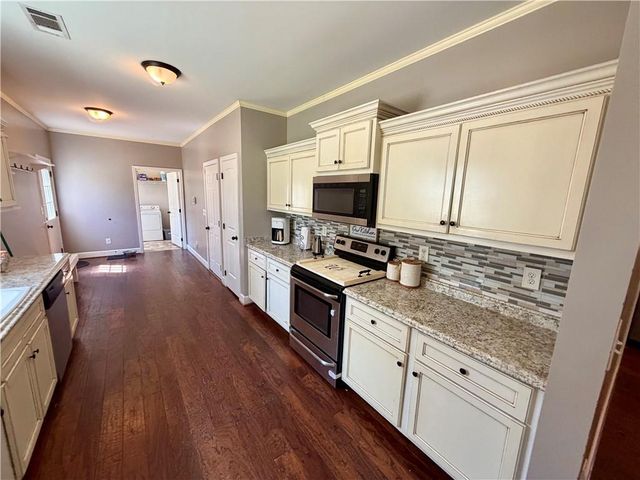 101 Sunset loop, Cedartown, GA 30125