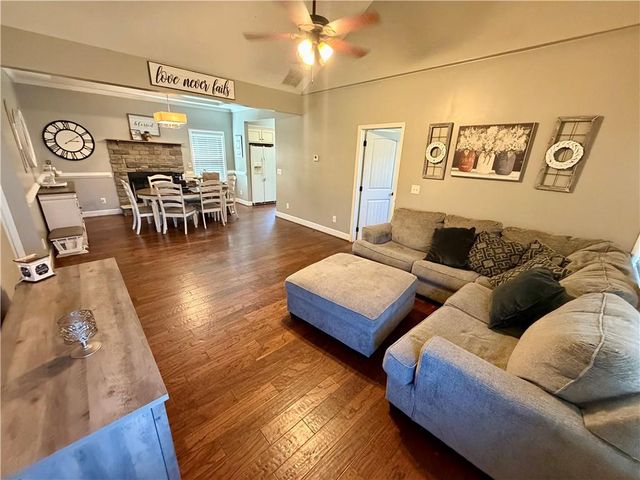 101 Sunset loop, Cedartown, GA 30125